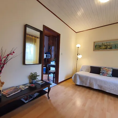 With Parking Space Opric, Opatija - 7728 Apartman Lovran