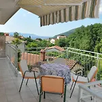 With Parking Space Opric, Opatija - 7728 Apartamento Lovran