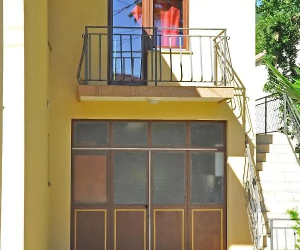 With Parking Space Opric, Opatija - 7728 Apartamento *