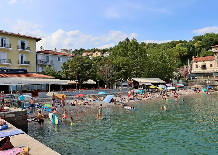 With Parking Space Opric, Opatija - 7728 Apartman *